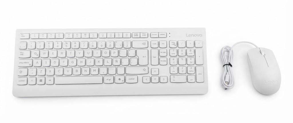 ca86e57e-4915-43b6-8bf8-dc6eec351f9f COMBO TECLADO Y MOUSE USB LENOVO BLANCO - Imagen 1